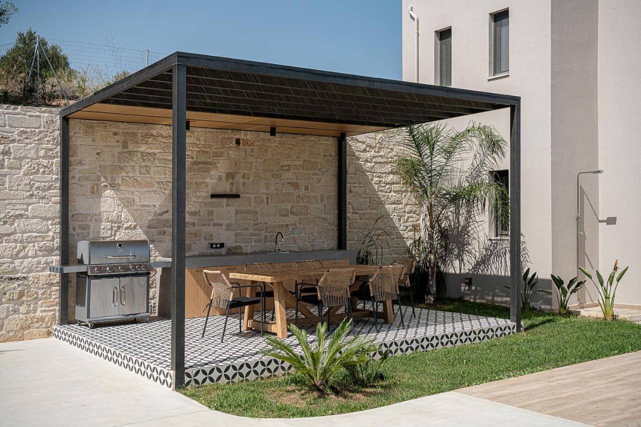 Melanthia Villas Tsivarás Buitenkant foto