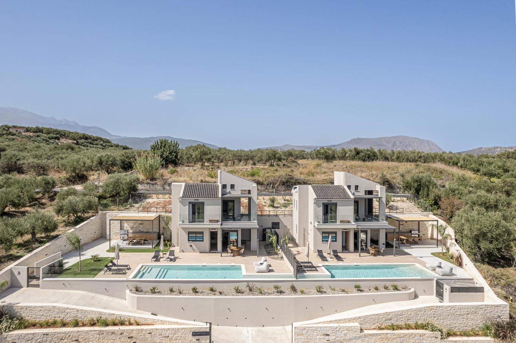Melanthia Villas Tsivarás Buitenkant foto